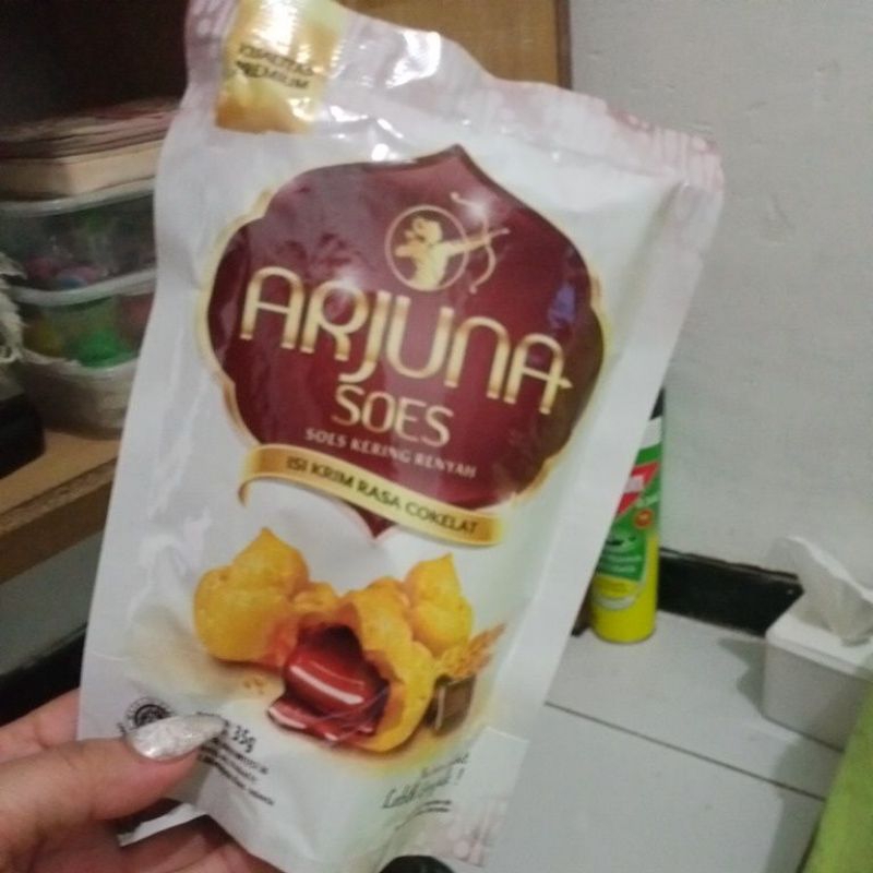 ARJUNA SOES Kue soes kering renyah Isi COKLAT