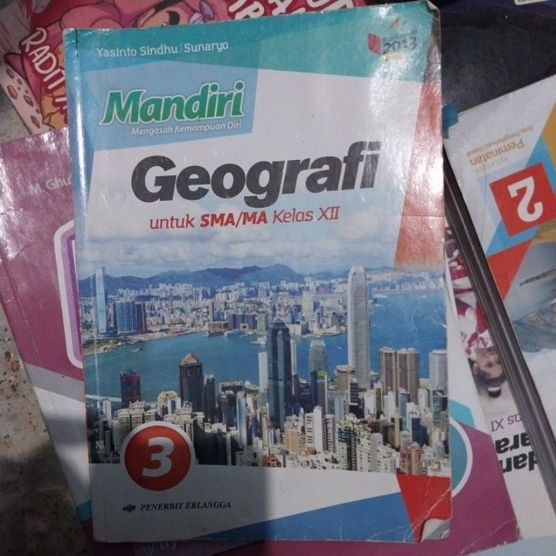 buku mandiri geografi kelas 12