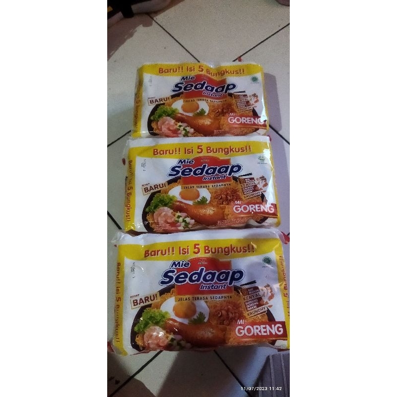 

mie sedap goreng