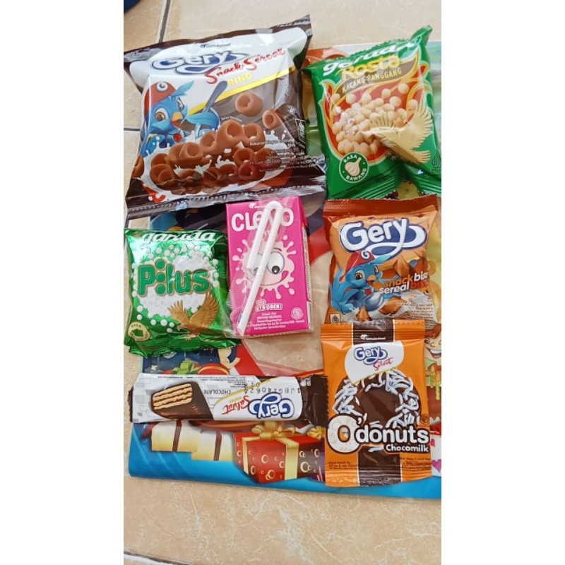 

PAKET SNACK ULTAH