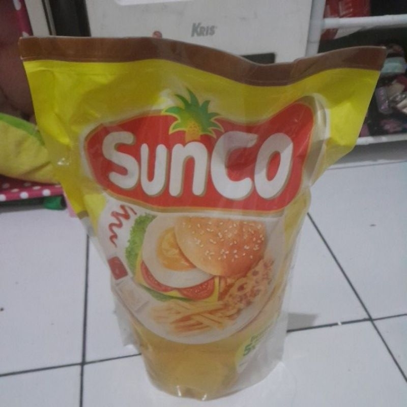 

minyak goreng sunco 2 liter