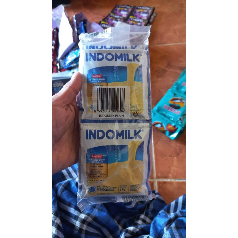

susu Indomilk cair isi 6
