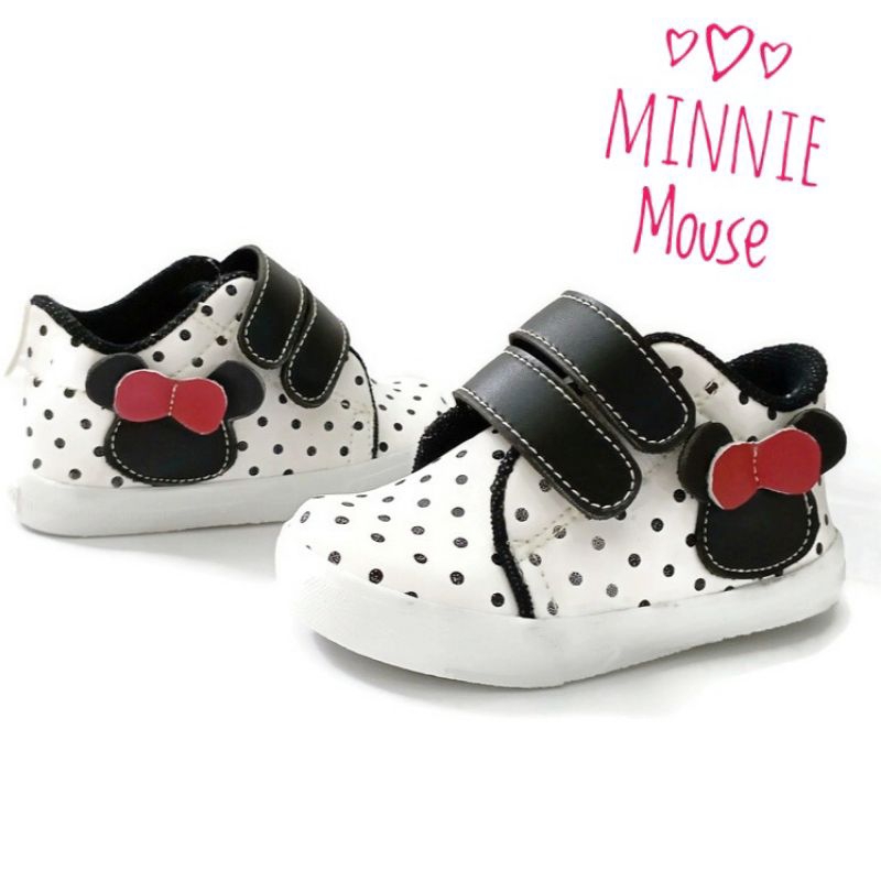 pikoobaby - Sepatu anak perempuan 1 tahun 2 tahun 3 tahun sneaker / Sepatu bayi perempuan 1 tahun 2 