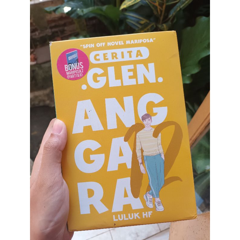 [PRELOVED] Novel '12 Cerita Glen Anggara'