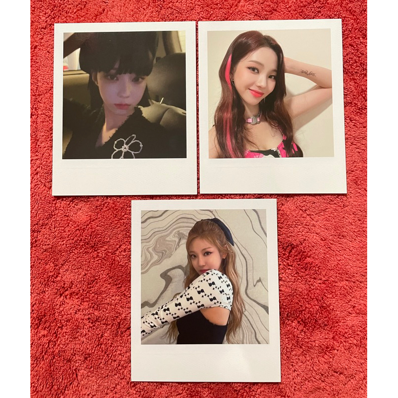 OFFICIAL POLAROID KARINA WINTER NINGNING AESPA