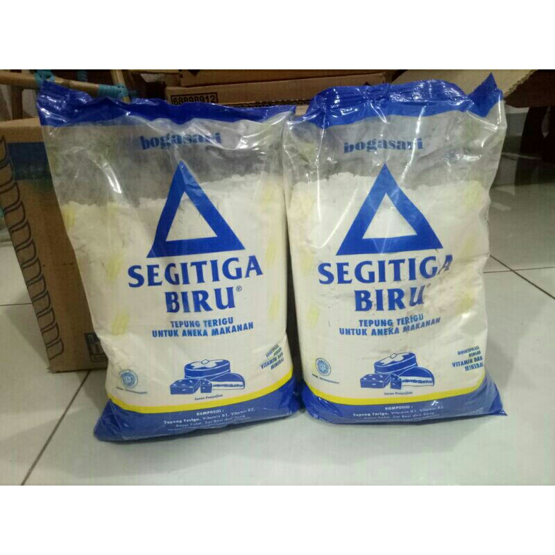 

Tepung Terigu Segitiga biru 1kg