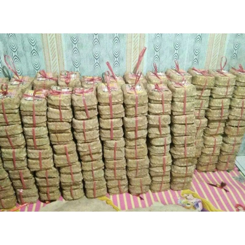 

Tape Manis Khas Bondowoso Asli 100%