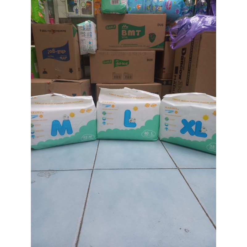 PAMPERS MAKUKU M42, L40