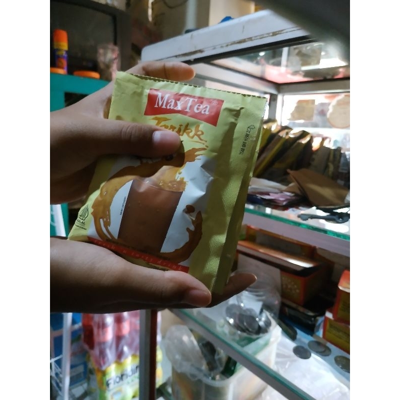 

teh tarik max tea - 1 renceng