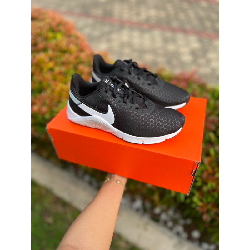 Nike Legend Essential 2 Black Size 38