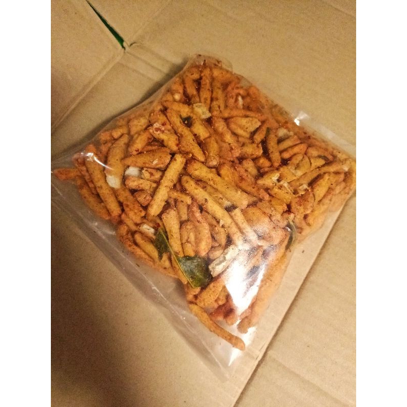 

BASRENG STIK PEDAS RASA DAUN JERUK 250gram/BAKSO GORENG/CEMILAN BASRENG STIK PEDAS/AROMA DAUN JERUK