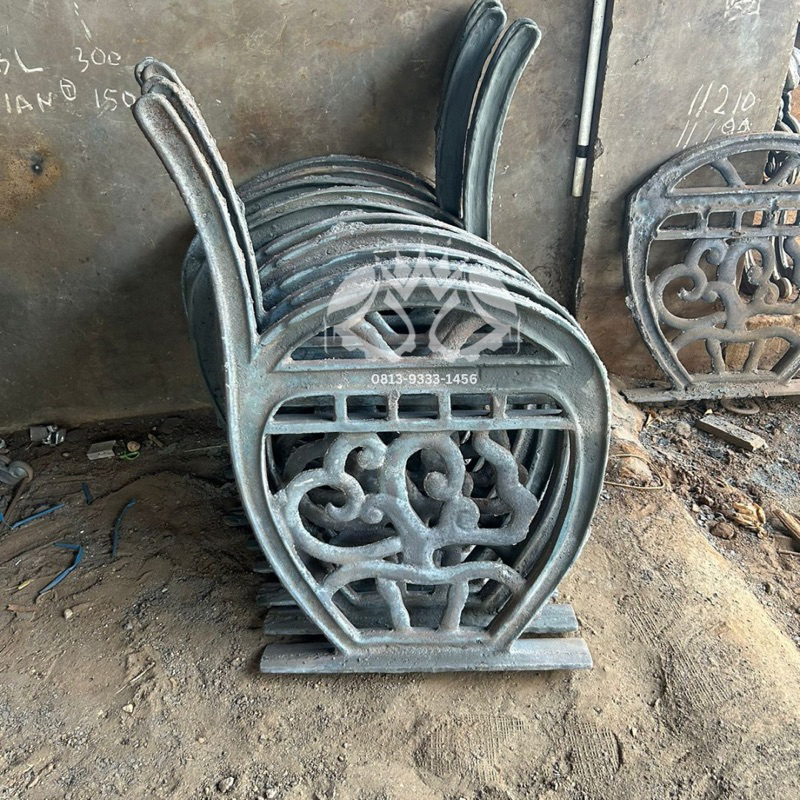 RANGKA KAKI KURSI MODEL "MALIOBORO" BESI COR PESANAN PAK WAHYUDI