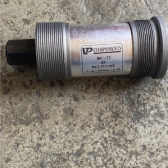 BB Merk VP uk 107 Bottom bracket sepeda