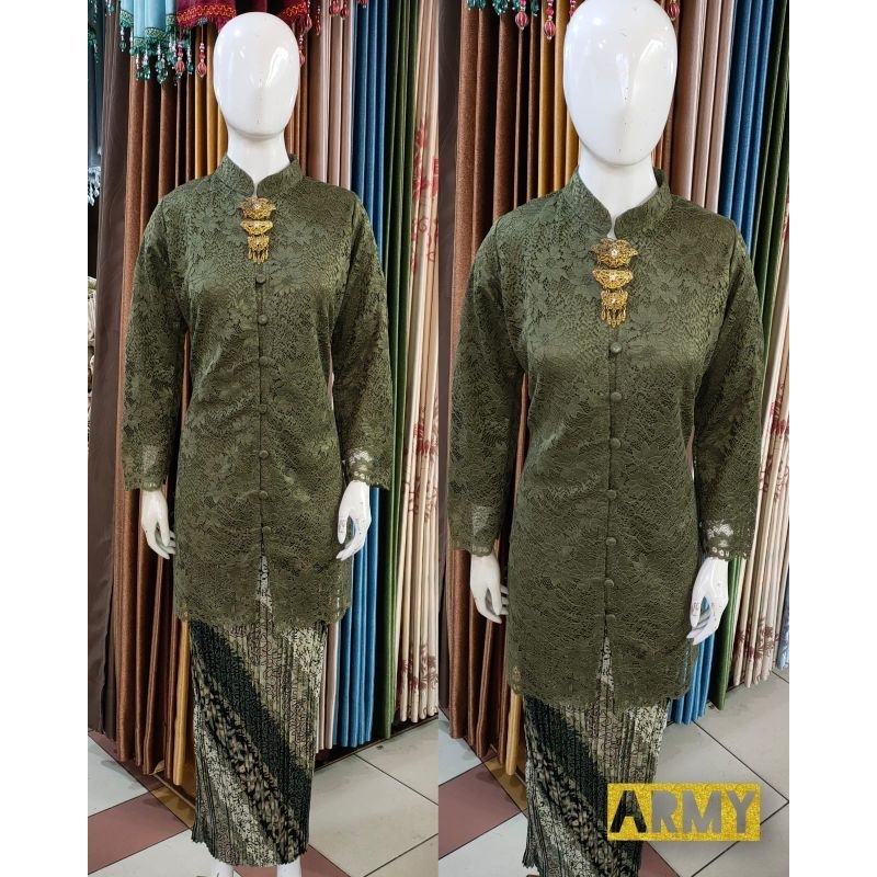 Stelan Kebaya Tunik Brokat Kancing