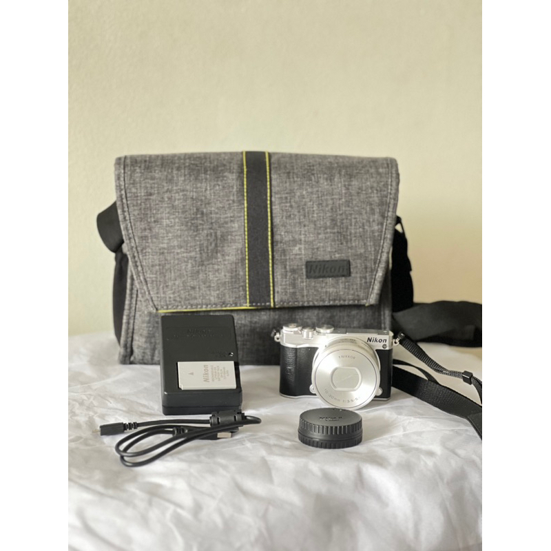 NikonMirrorlessCameraJ5