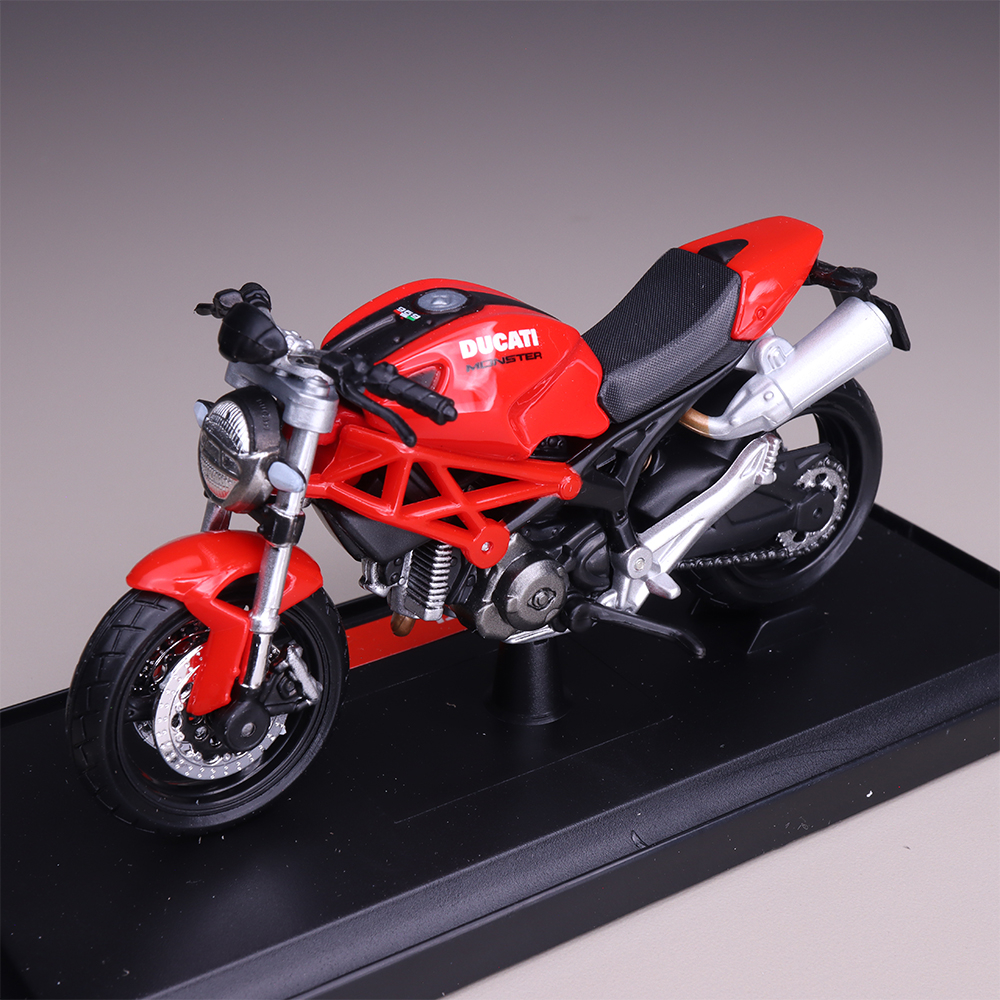 Miniatur Motor Maisto Ducati Monster 696 Skala 1:18 Diecast Mainan Koleksi