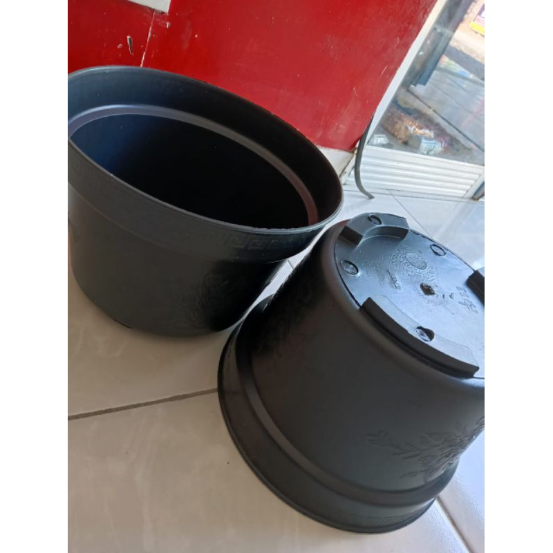 pot bunga POT HITAM MURAH BESAR eko33