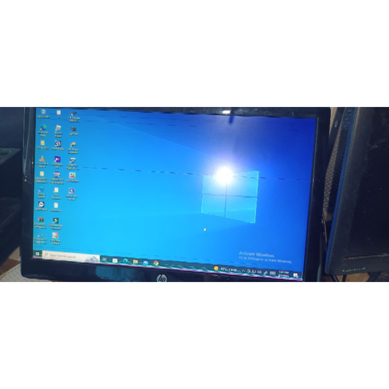 monitor LED hp 20 minus garis