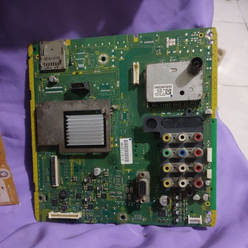 MB Panasonic TH-32C20X