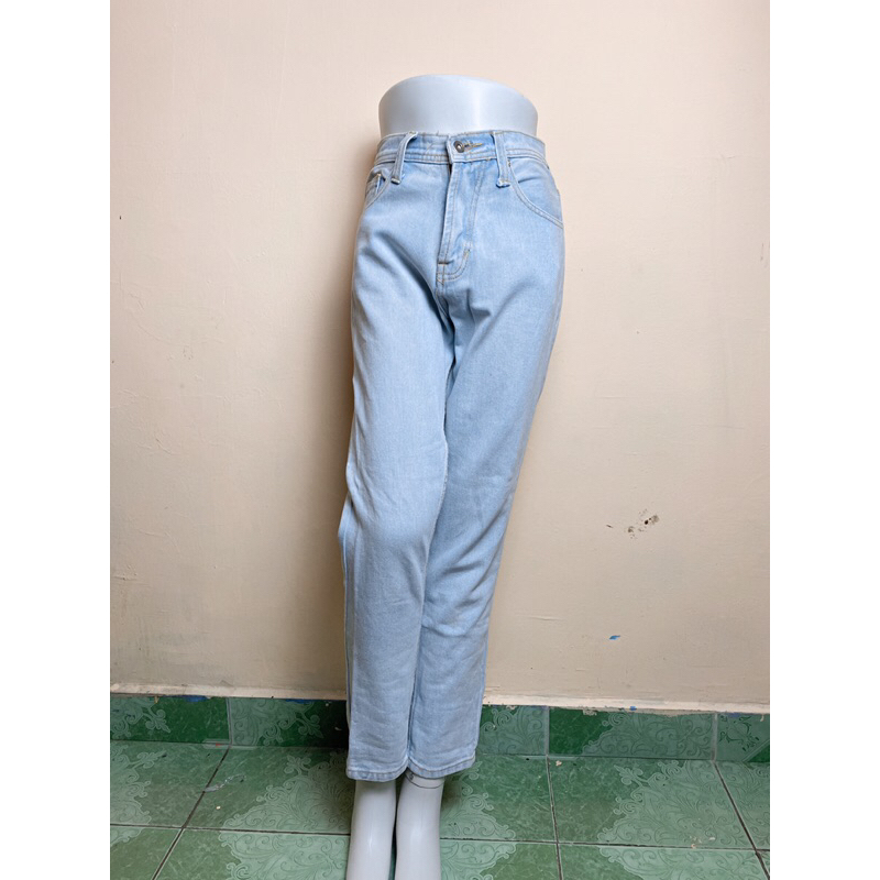 preloved. celana jeans, kulot dan rok 55K/item (boyfriend jeans, stright jeans, kulot jeans, jenas s