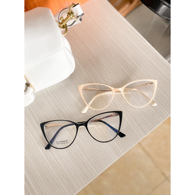 Fergyealook Eliza frame kacamata cat eyes untuk wajah bulat