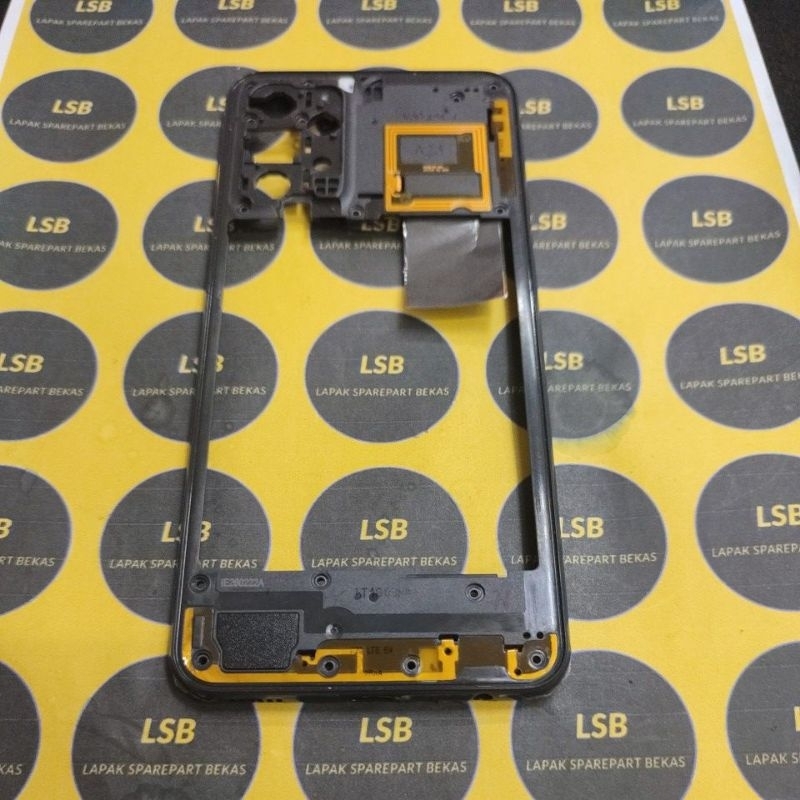 REAR ASSY MIDLE FRAME SAMSUNG A23 A235F BLACK ORIGINAL BEKAS