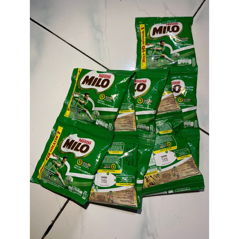 

Milo 3 in 1 Activ-Go 22gr (1 renceng isi 10 + gratis 1)