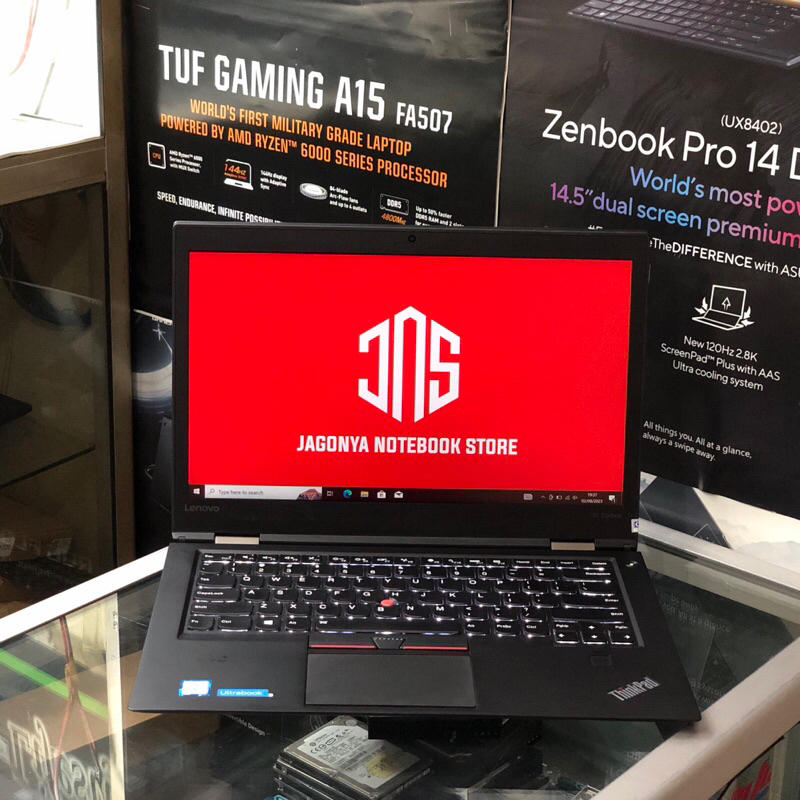 Lenovo Thinkpad X1 Carbon i7 6600U RAM 8GB SSD 256GB Layar 14 IPS FHD