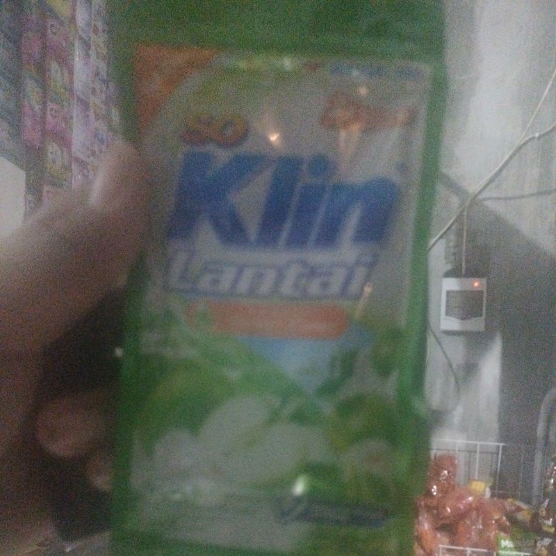 soklin lantai renceng 23 ml