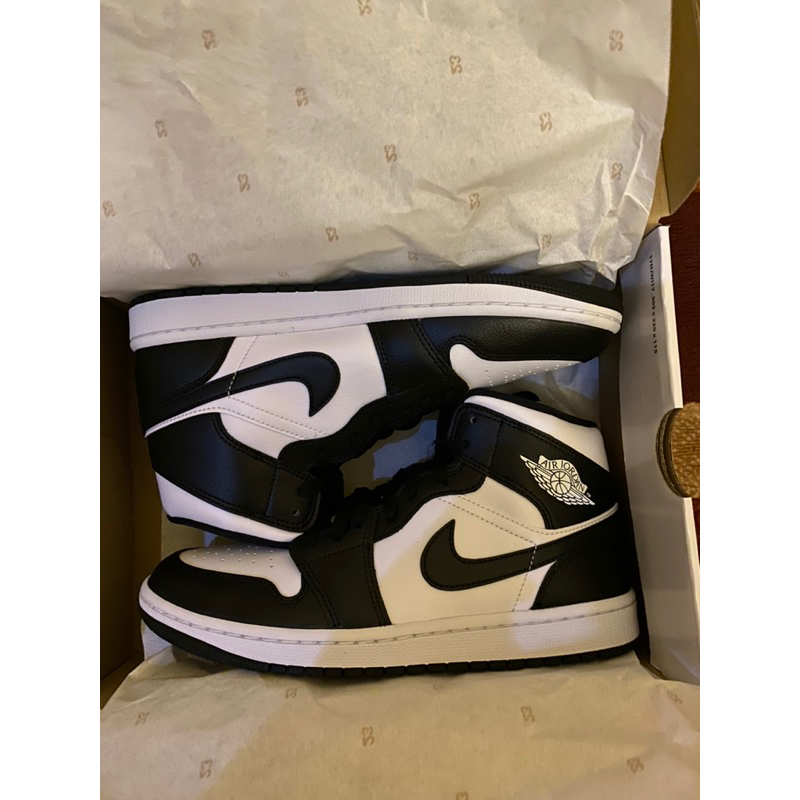 Jordan 1 Mid Black White Panda
