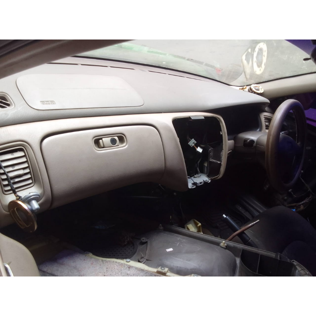 Dashboard depan Accord VTi-L S86