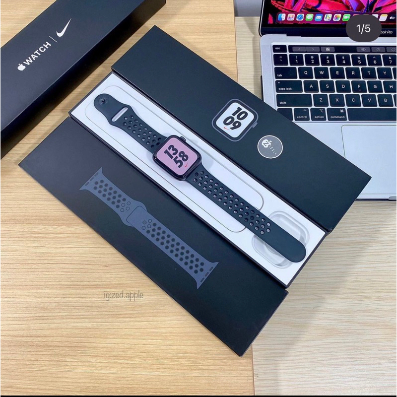 Apple Watch SE 1 44mm Nike Edition Second