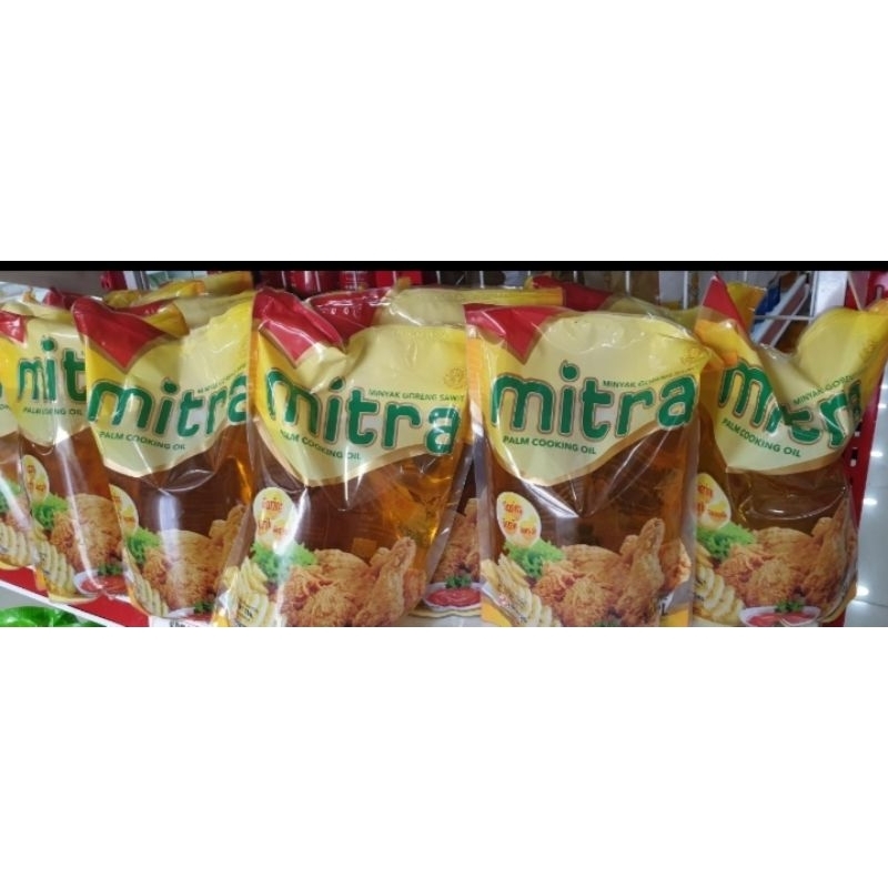 

Minyak goreng mit"ra kemasan Refill 2 kg