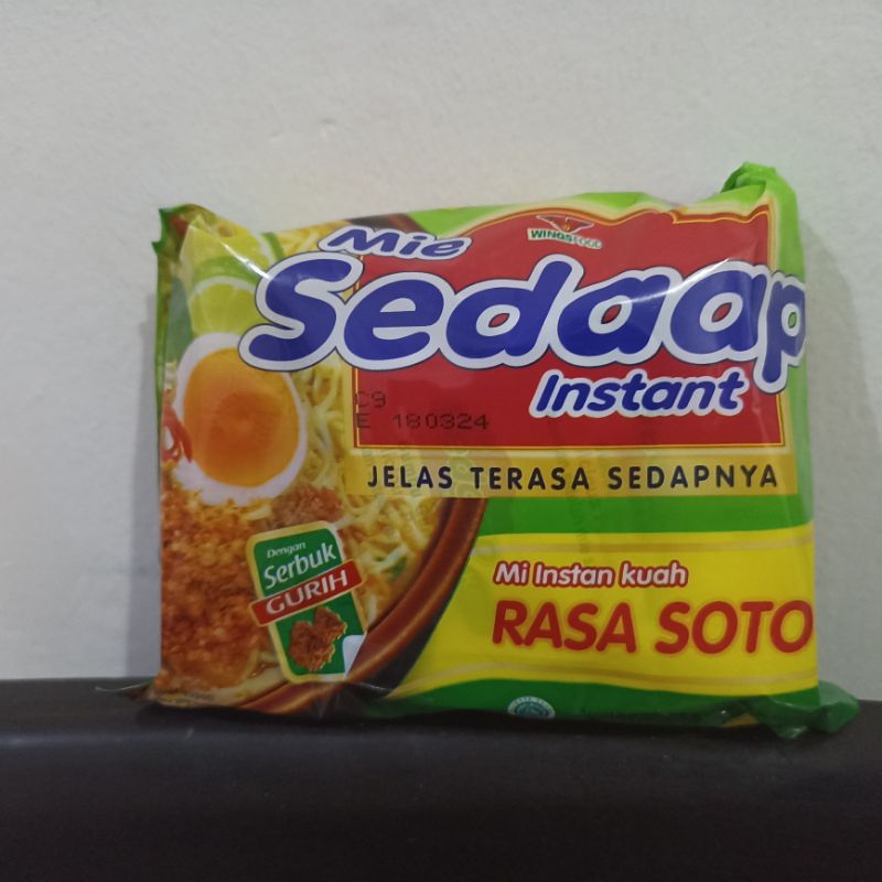 

MIE SEDAAP INSTAN KUAH RASA SOTO 75 G