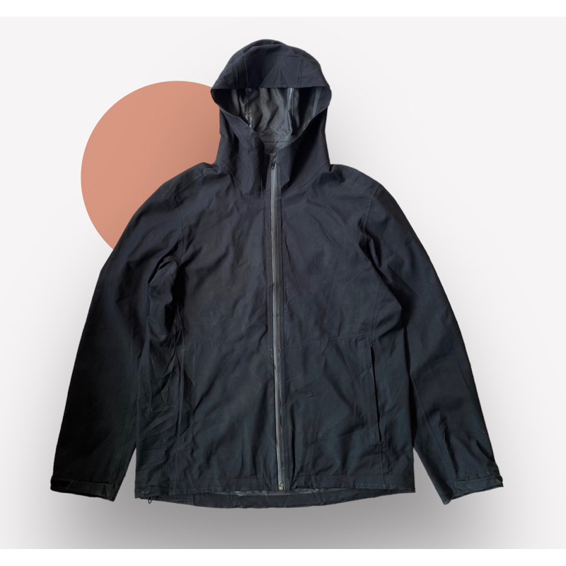 uniqlo block tech black