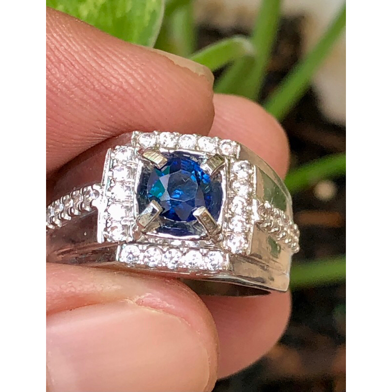 batu safir batu blue safor ceylon blue safir natural vivid royal blue sapphire srilanka ring perak m