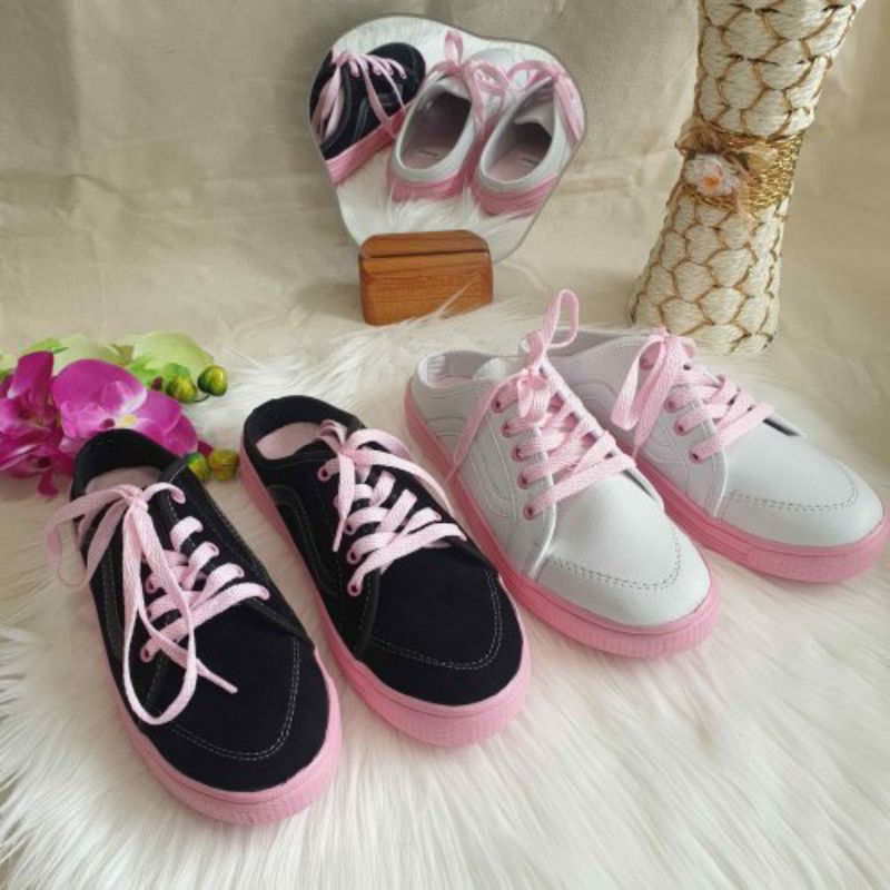 Sepatu Kets Wanita KT02