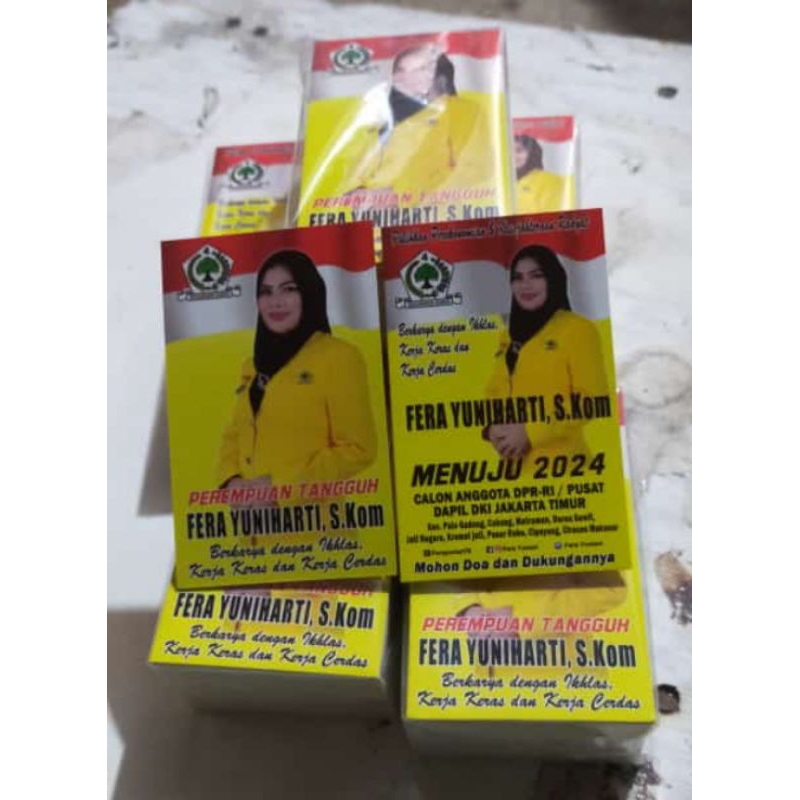

cetak kartu nama langsung jadi caleg golkar isi 500 lembar