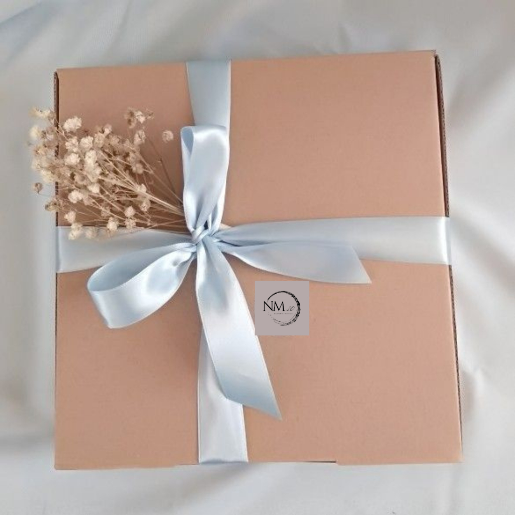 Hampers Hijab Paris Premium/ Kado Ulang Tahun/ kado Wisuda/ Kado Buat Pacar, free Kartu Ucapan