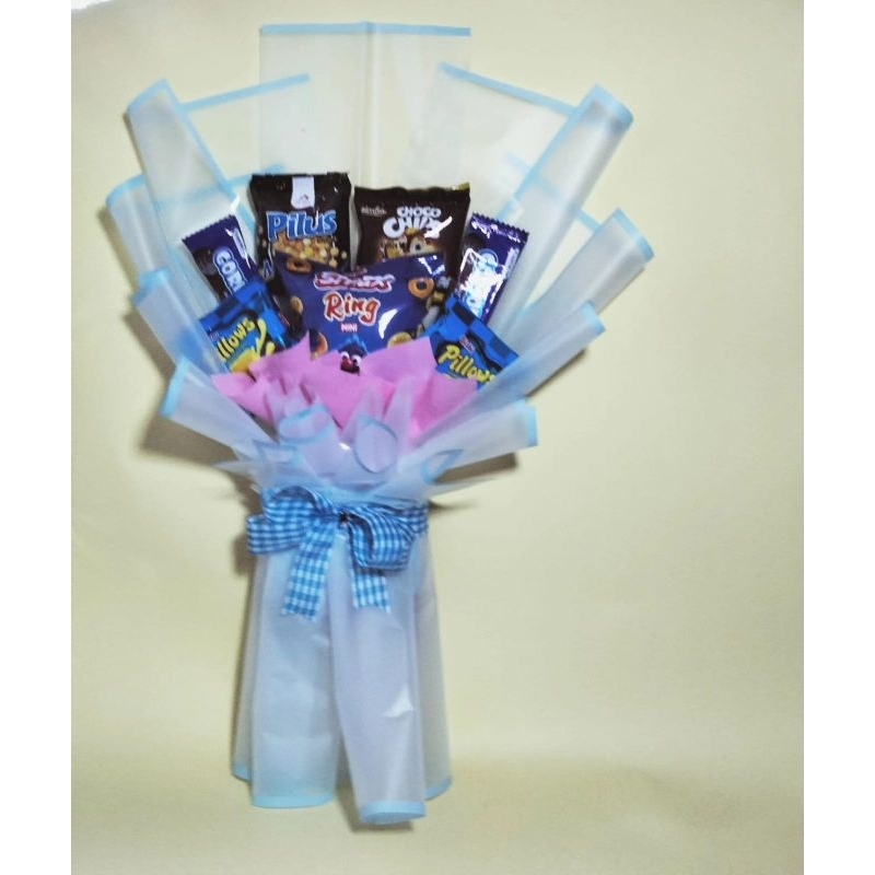 

Buket snack wisuda Mini/Buket murah/Kado ulang tahun/Kado sidang/Hampers snack