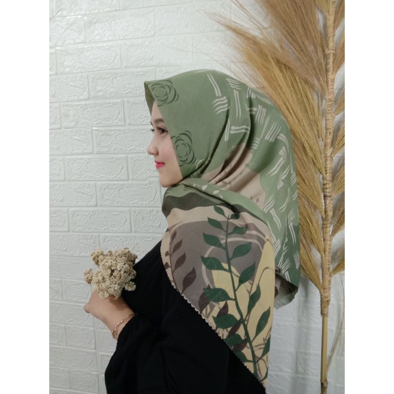 Sublime  Kerudung Segi Empat motif faula sage
