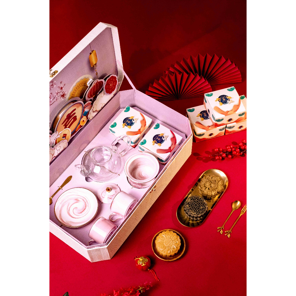 

Bunny Complete teaset Hampers Mooncake Kue Bulan Premium Grand Cadeaux
