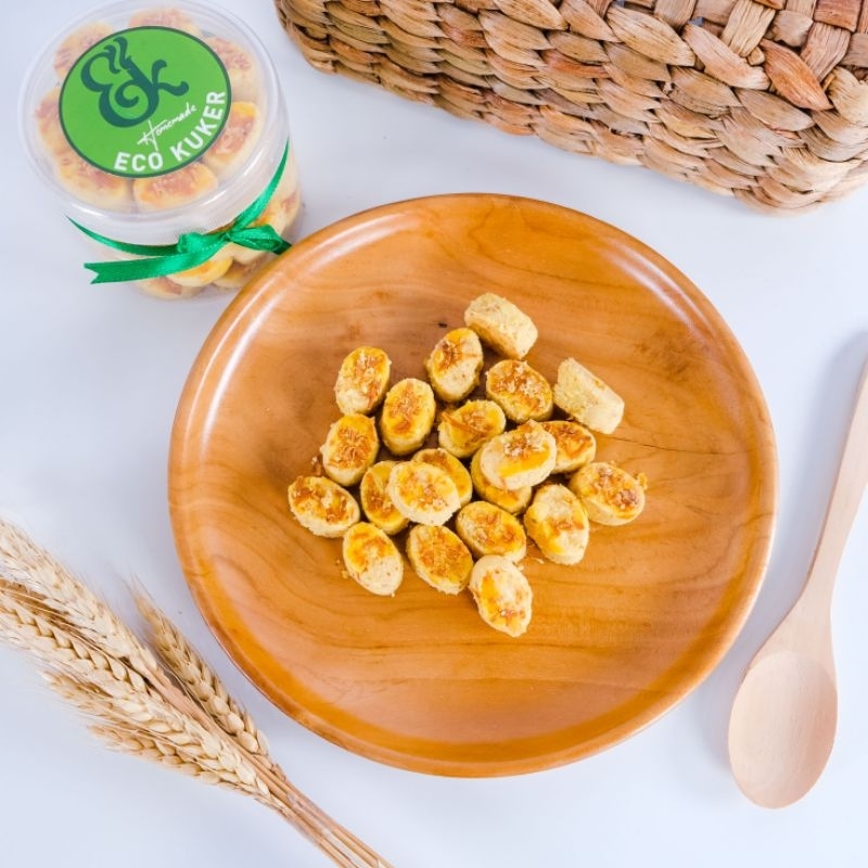 

Eco Kuker Kue Kering Kastangel Oleh-oleh Khas Solo 320gr Toples Jar 300ml