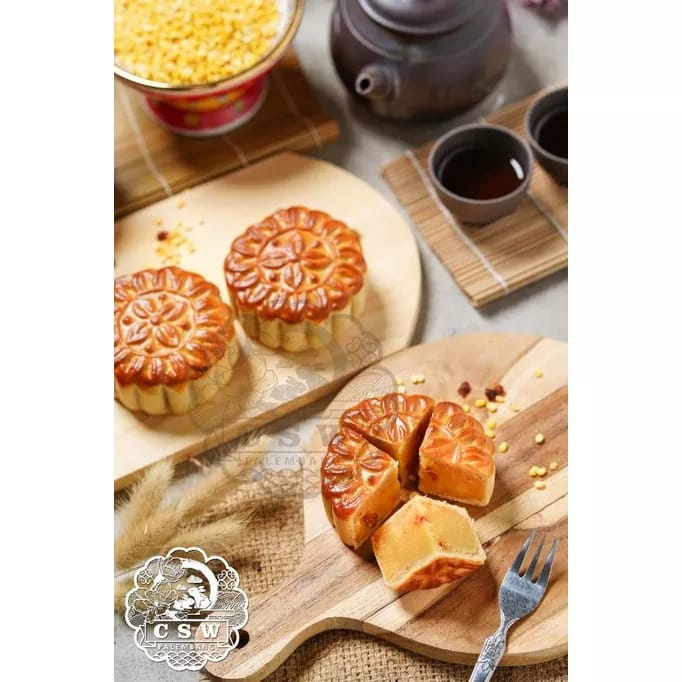 Mooncake CSW Palembang Vegetarian TauYung/Original/Telur (Box = 4 Pcs)