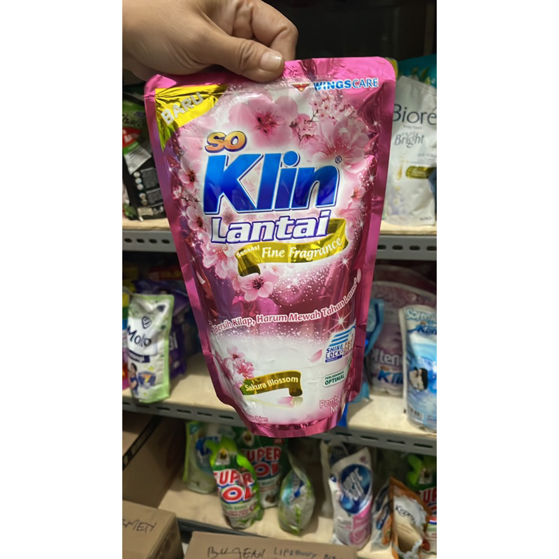 SoKlin Lantai Premium Fine Fragrance 780ml