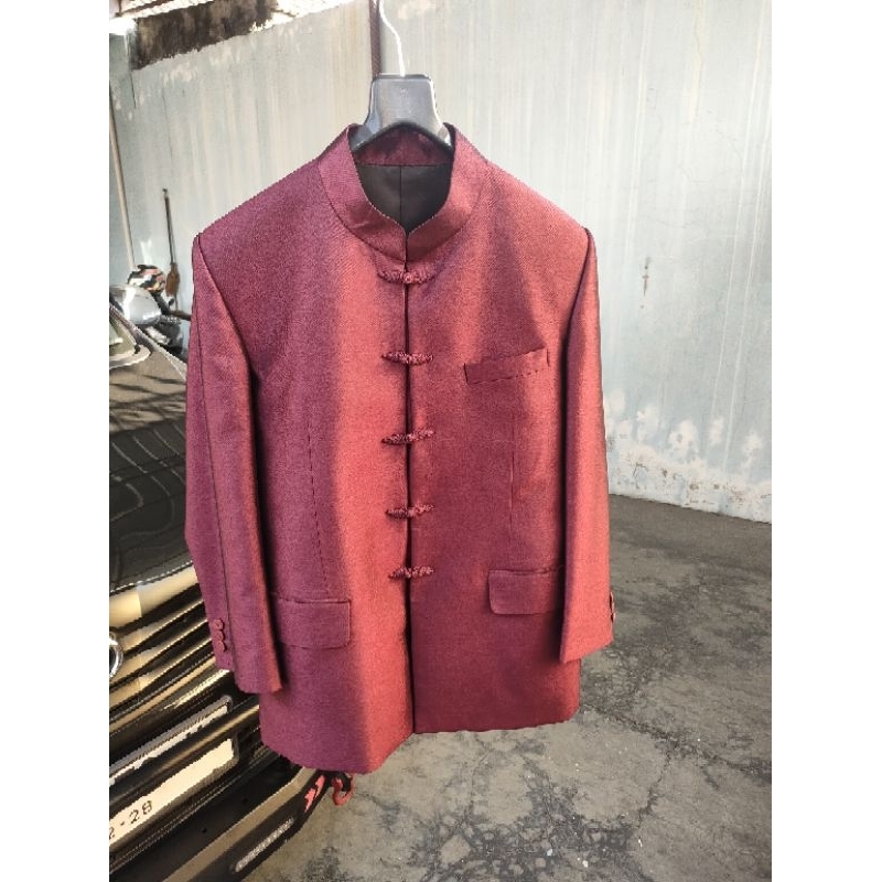 jas cheongsam lamaran tingjing sanjit qipao pria merah maroon