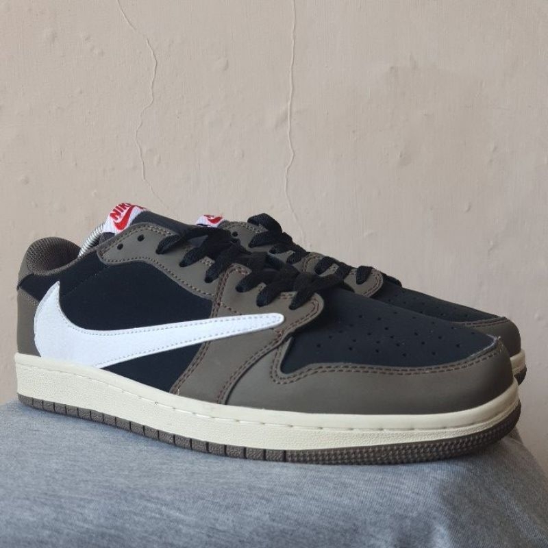 JORDAN 1 RETRO LOW x TRAVIS SCOTT PK CN