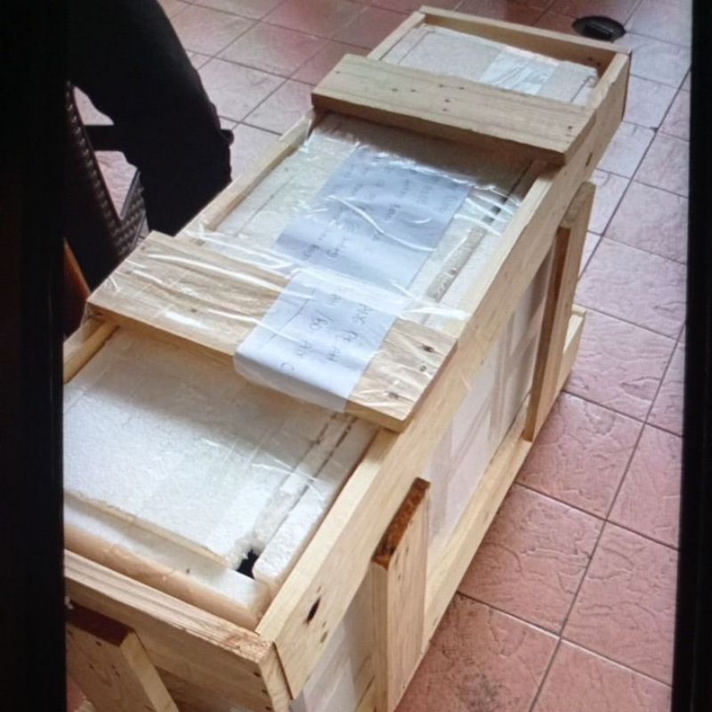 

Sterofoam box dengan palet kayu