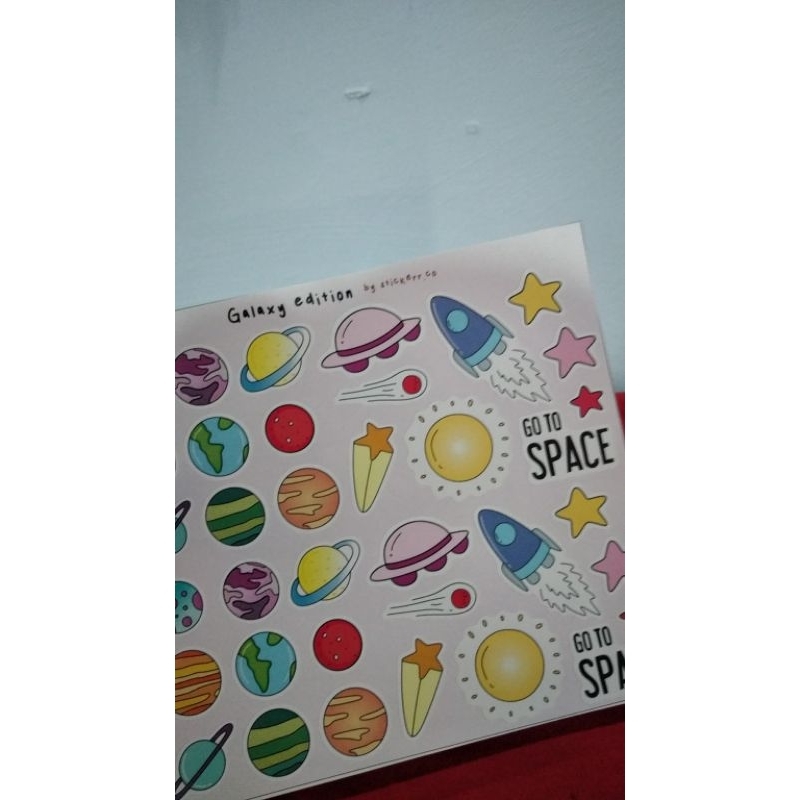 

Stiker Mars Moon