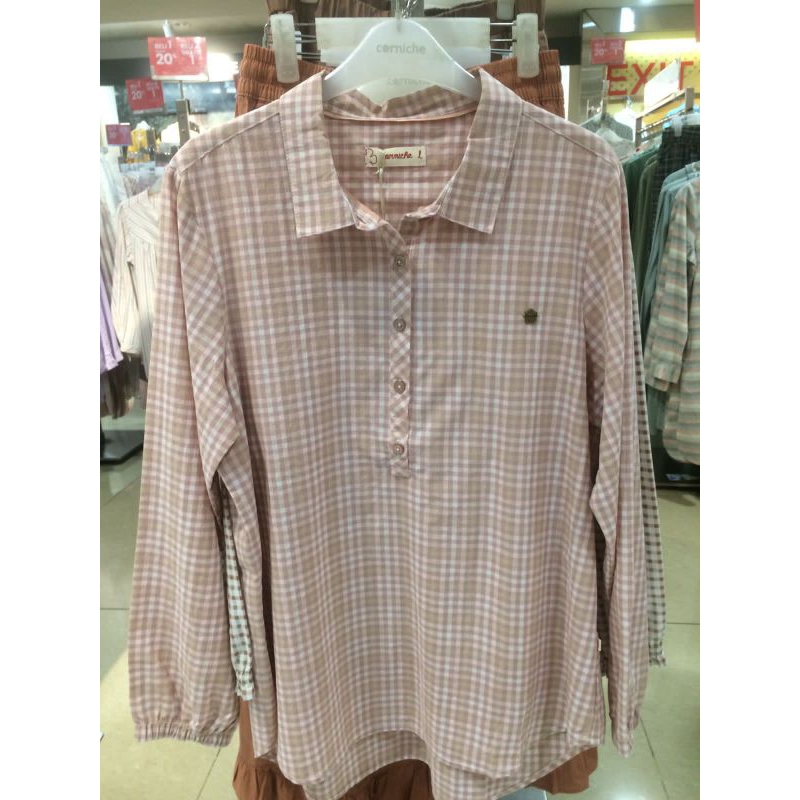 Kemeja, Sweater & Rok Corniche